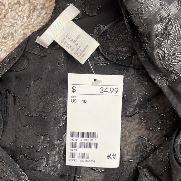 Black Shoulder Cut Out Ruffle Top NWT - Picture 3 of 5